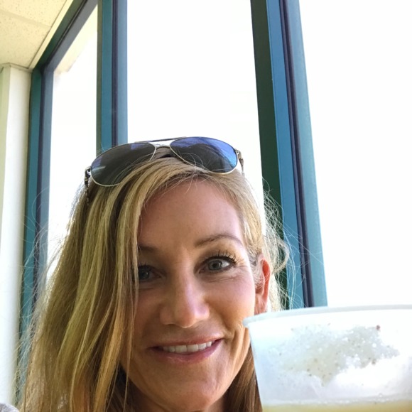 Meet your Posher, Fonda - Picture 1 of 1